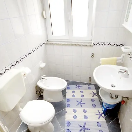 - Diklo 5880c Apartment